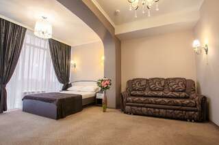 Гостиница Crystal Краснодар Номер комфорт премиум-6